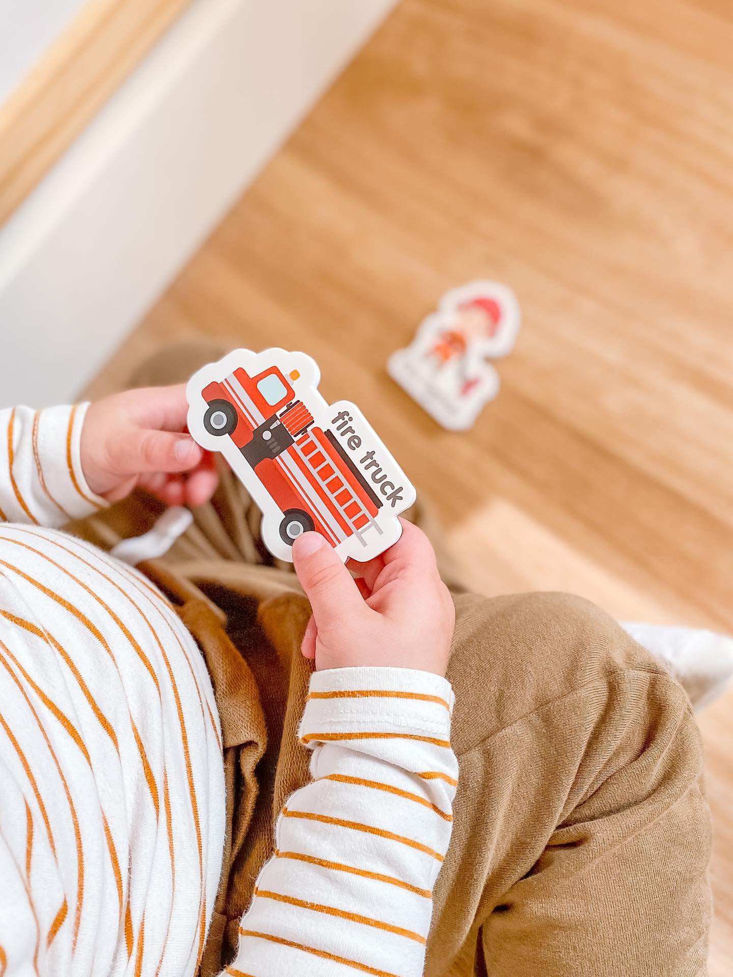 toddler magnet, fridge magnet for toddlers, transport toy, educational toy, refrigerator magnet