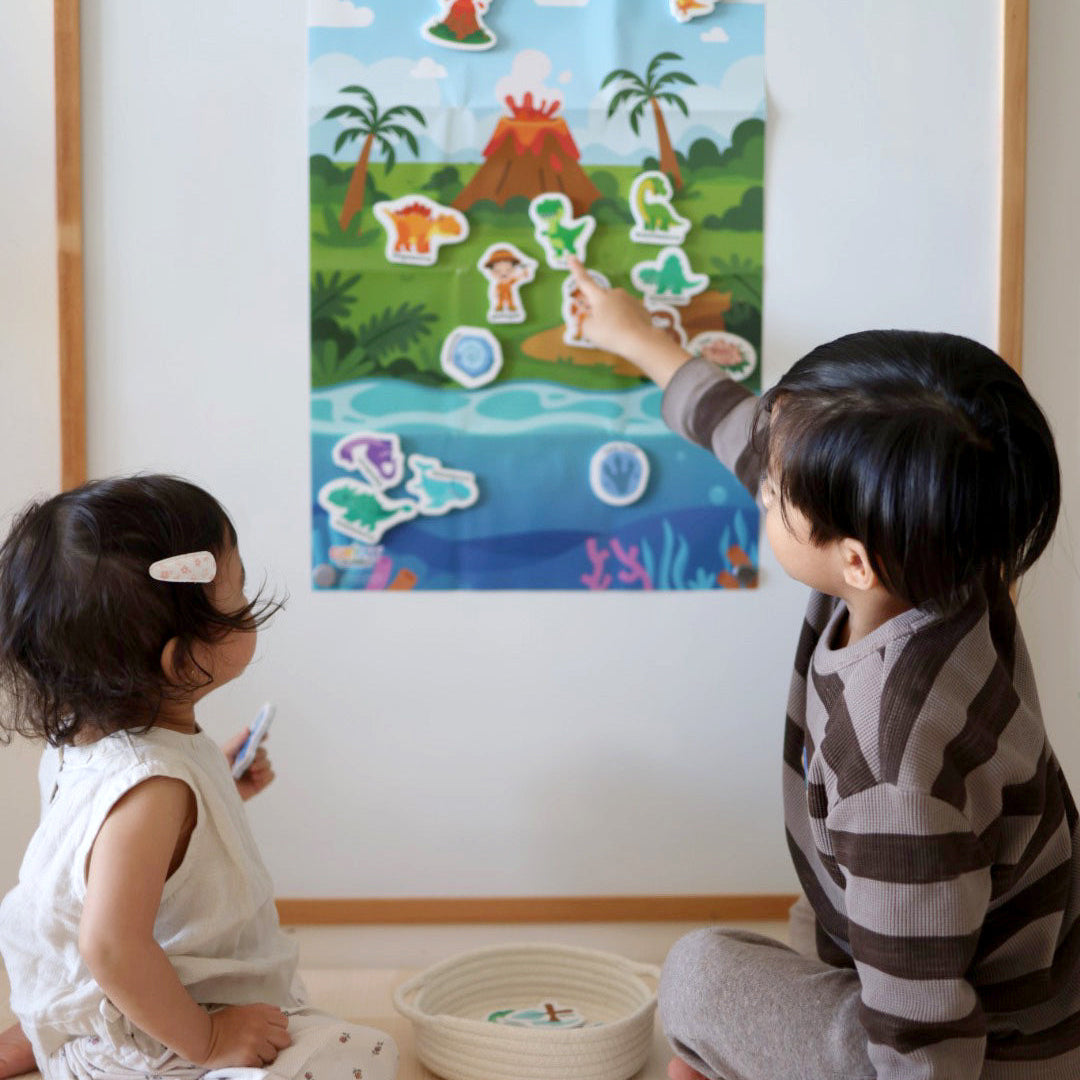 Curious Columbus Magnetic Dinosaurs – 25 Piece Magnetic Play Set